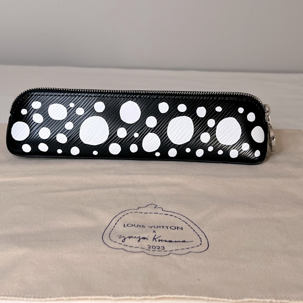Louis Vuitton X YK Epi Infinity Dot Elizabeth Pencil Case Black/white